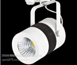 供应厂家批发LED3w/5w/7w/12w轨道灯、轨道坐式射灯、专卖衣柜轨道灯、展柜轨道灯等