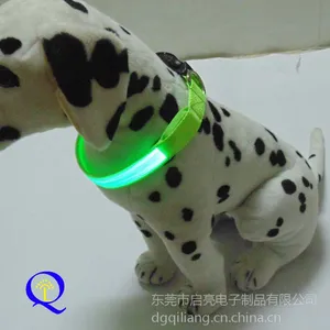 供应厂家供应 LED发光尼龙狗项圈 安全警示作用 闪光宠物项圈 批发好货源