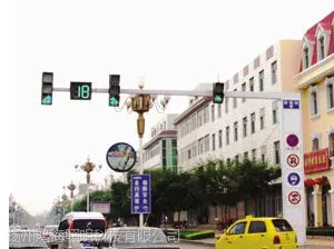 供应厂家直销道路信号灯 机动车交通信号灯价格 专业生产LED交通灯
