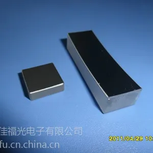 供应优质平凹球反射镜,平凸球面反射镜,柱面反射镜,平面反射镜