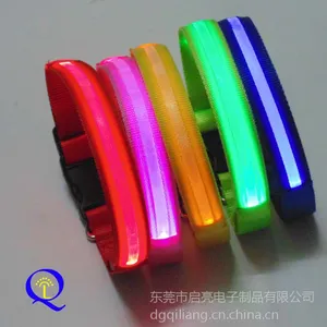 供应供应批发LED发光狗带 发光项圈 狗项圈狗链 大中小型宠物用品混批