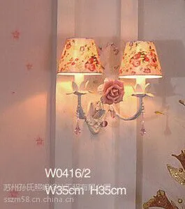 厂家推荐 田园铁艺哑白色壁灯 粉陶瓷花壁灯 W0416/2