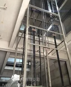 厂家直销立鼎牌导轨式液压货梯液压升降机,方便工厂楼层货物运输,价格合理,品质***,终身维修