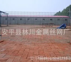 供应巴彦淖尔盟兴安锡林郭勒阿拉善满洲里二连浩特乌兰浩特护栏网厂