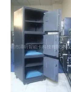 供应3门保险柜 3C认证保险柜 电子锁保险柜