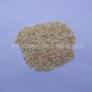 供应脱水蒜粒5-8目8-16目油炸蒜粒油炸蒜片蒜酥葱酥