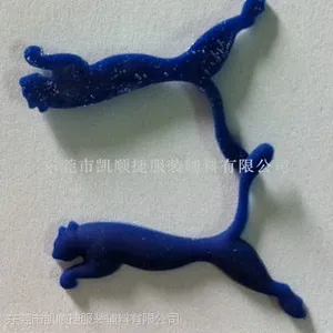 热烫标,可转烫软胶商标,硅胶章带热熔胶
