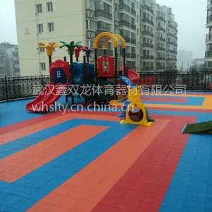 供应湖北运动拼装地板厂家湖北悬浮地板厂家用于篮球场.网球场.幼儿园等各种运动场地