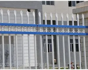 供应甘肃省哪里有卖光伏电站工业园区专用的锌钢护栏网的/锌钢围栏网价格
