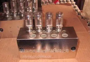 供应VSKV-KR系列双线给油器 双线分配器