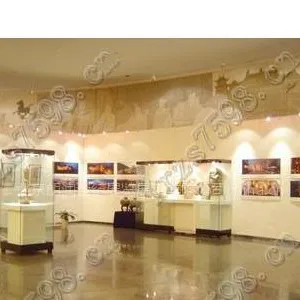 供应欧姆伟利专业书画展墙