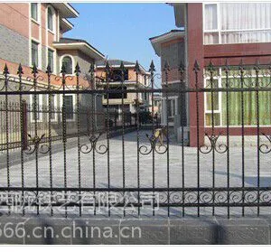 杭州豪华铁艺护栏-杭州铁艺围栏花件
