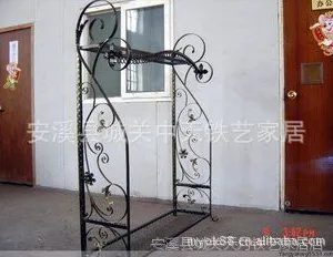 供应铁艺晾衣架/铁艺置物架/服装道具/铁艺挂衣架/铁艺家居