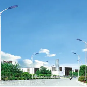 单臂LED道路灯价格 单臂高杆灯价格 单臂太阳能路灯厂家