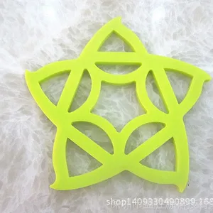 厂家直销硅胶餐垫 可印刷LOGO硅胶杯垫 家庭主妇必备餐具隔热垫
