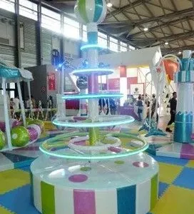 供应专业生产室内外儿童游乐设备、儿童乐园、淘气堡、组合滑梯玩具、健身器材等游乐设施!