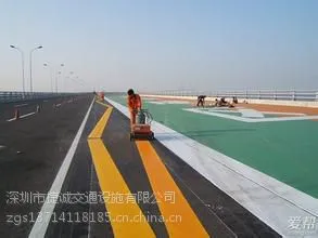 רҵ�н����ڶ�ݸ���ݵ�·ͣ�������ߣ�������ԺУ��С����λ����