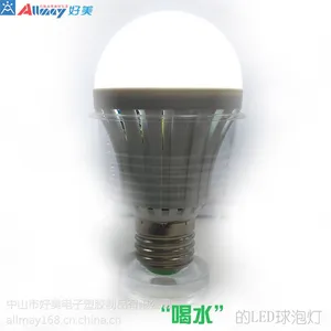 神奇的LED球泡灯喝水的LED灯泡不用电的LED球泡工厂直销