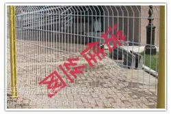 我厂主要生产轧花网,护栏网,勾花网,疙瘩网,养猪网,猪床网,养猪轧花网。安平县诺佳五金丝网公司