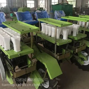 拖拉机带动式穴苗盘洋甘菊秧苗移栽机/原厂直销/订做/天马