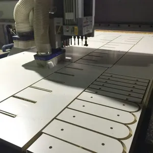 定制橱柜衣柜鞋柜酒柜数控开料打孔机