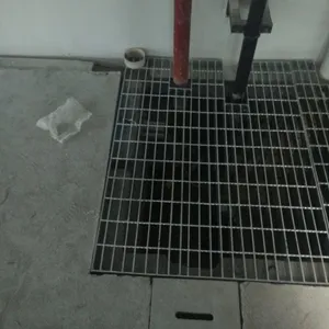 热镀锌钢格板楼梯踏步板平台钢格板防滑格栅排水沟下水道地沟盖板