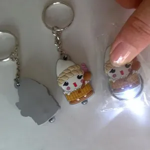 标王硅胶专业定做 PVC软胶带灯钥匙扣 LED灯锁匙扣