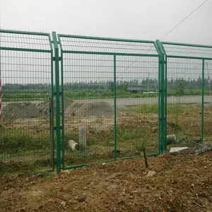 清远机场带刺防护网 外围围墙钢丝网 清远公路防护栏