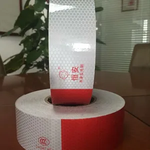 汽车车身反光标识