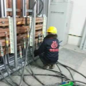 四川彭州供应华重300电缆和负载出租
