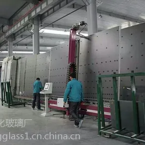 10毫米海洋蓝镀膜钢化玻璃