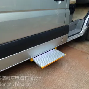 供应xinder商务车校车用电动伸缩踏步12-24V