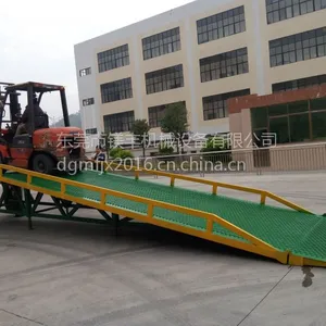 供应镁丰DCQY8吨/10吨移动式登车桥 手摇机械式升降叉车登车桥