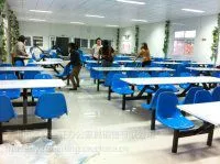 天津吹塑餐桌椅厂家直销,批发市场,天津烧烤专用餐桌椅样式及图片 吹塑餐桌椅
