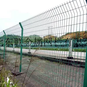 东联网栏大量供应双边丝护栏、框网、框架型护栏网、高速公路隔离栅