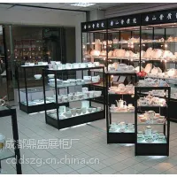 成都新品汽车用品展柜展示架货柜定做厂家制作成都展柜厂家