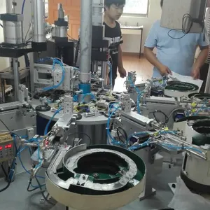 数控铆接机, 缸盖数控铆接机, 数控铆接机专家, 引擎盖数控铆接机