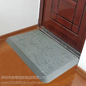 专业生产PU自结皮发泡地垫出口欧美高端品质抗疲劳地垫厂家
