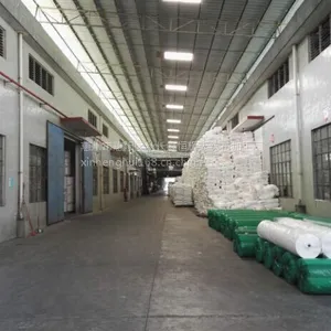 鑫恒辉160cm幅宽30g白色PP不织布无毒、无刺激性:产品采用符合FDA食品级原料生产