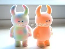 供应东莞市臻茹植绒厂臻茹植绒公司提供动物塑胶玩具里约大冒险植绒加工