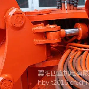 恩施履带扒渣机|四鑫机电专业扒碴机|履带扒碴机厂家