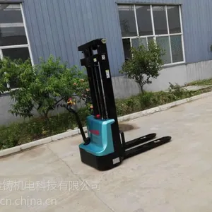 厂家直销 1.0吨电动堆垛车 可升高3m可定制 装卸货电动叉车