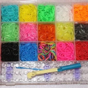 超大容量rainbow loom DIY彩虹皮筋28格4400条塑料盒套装工厂直销