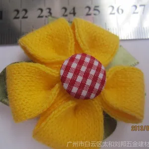 供应广东东莞童装衣服袜子手工花,惠州精美服装辅料花,中山羊毛料花