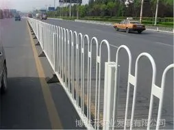 贵州博赛元厂家供应贵阳道路护栏网 市政围栏