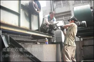 成都十陵 中和 郫筒大型抽油烟机 烟道 油烟净化器清专业洗维修公司