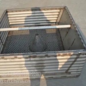 华事达厂家直销料框 耐热钢装料筐 波浪弧度折弯抗压耐磨 内铺双层耐热钢丝网