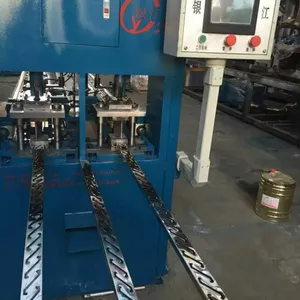 护栏冲孔就选银江型号液压镀锌管护栏自动冲孔机|围栏自动冲孔设备