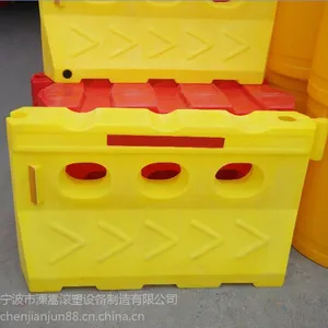 滚塑水马防撞桶厂家直销 上海交通水马批发 防撞隔离水马价格