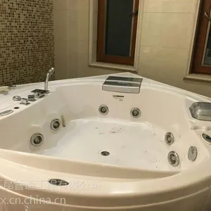 上海浦东羽山路阿波罗浴缸漏水维修56621126上海修浴缸